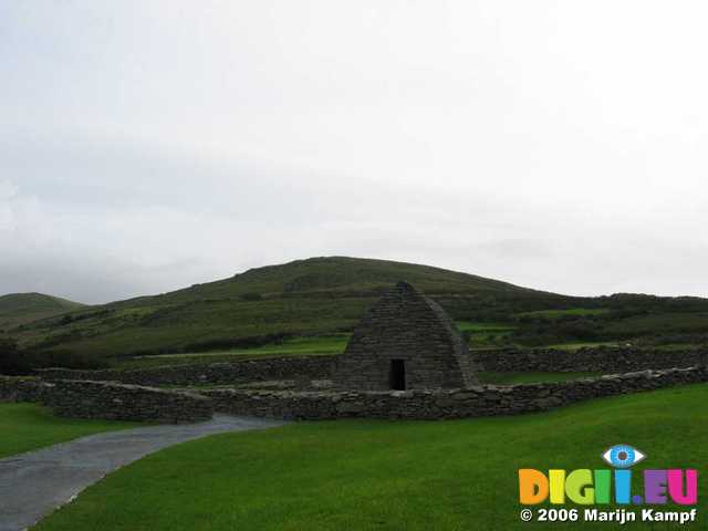 19592 Gallarus Oratory